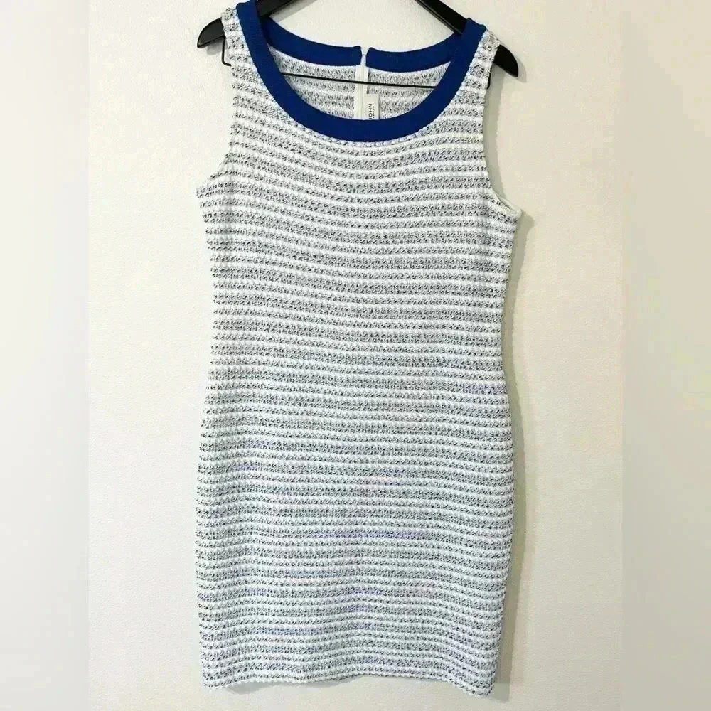 St. John White and Blue Textured Knit Sleeveless Sheath Dress